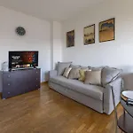 Meravigliosa Suite Vista Su Citylife-Famagosta M2,Wifi